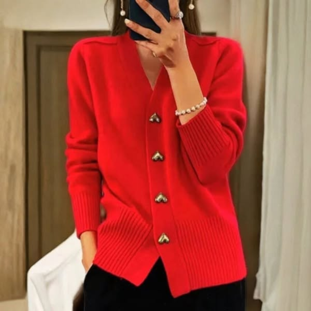 Ciara | Elegante cárdigan con botones en forma de corazón