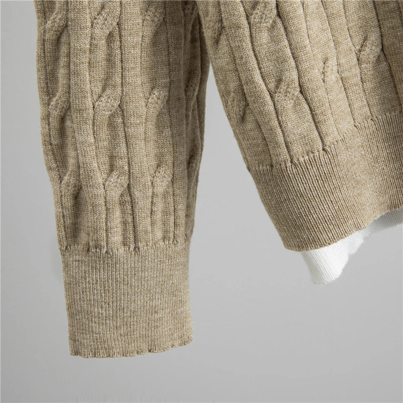 Monika – Kuschelige Strick-Zweiteiler