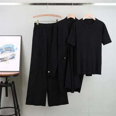 Carmen – Dreiteiligs Gestrickts Set mit Langem Cardigan