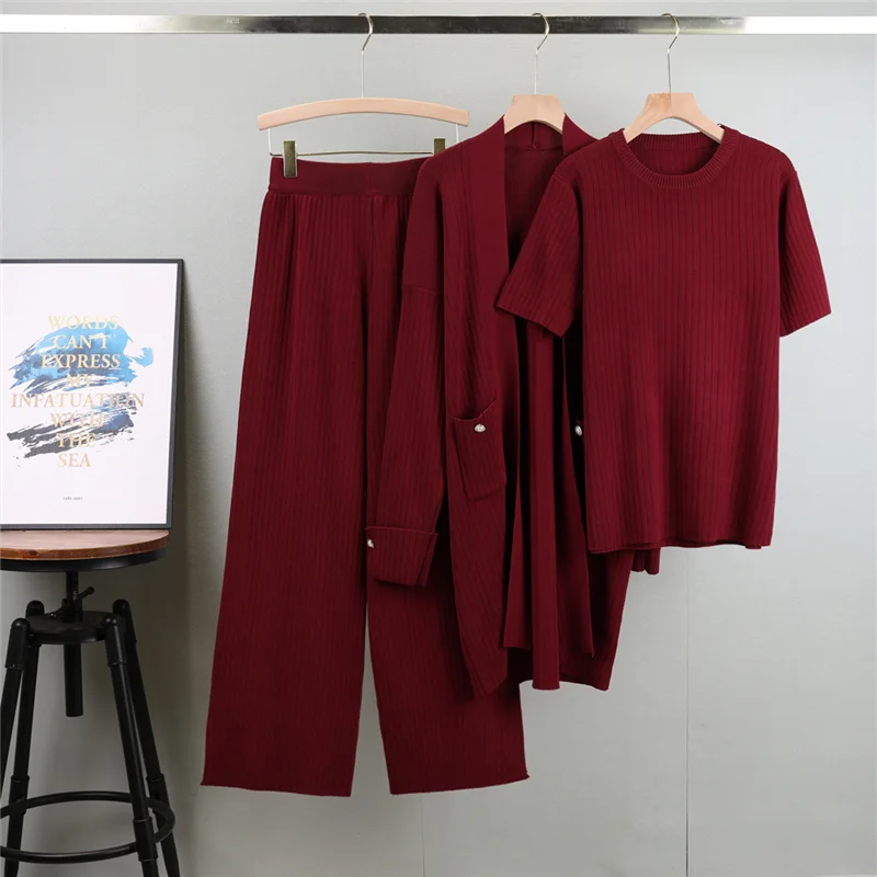 Carmen – Dreiteiligs Gestrickts Set mit Langem Cardigan